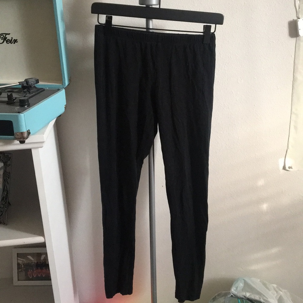 black leggings